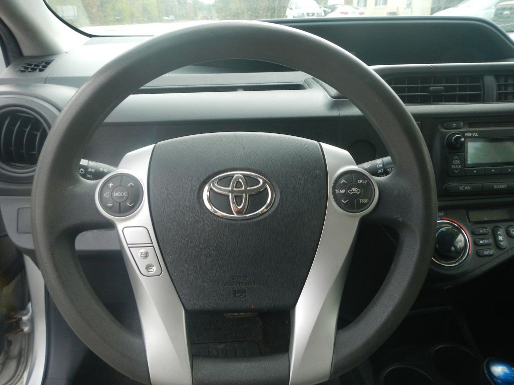 2012 Toyota Prius Image 53