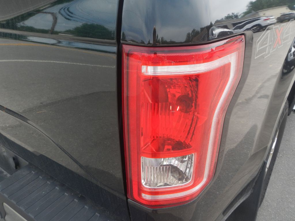 2016 Ford F-150 Image 38