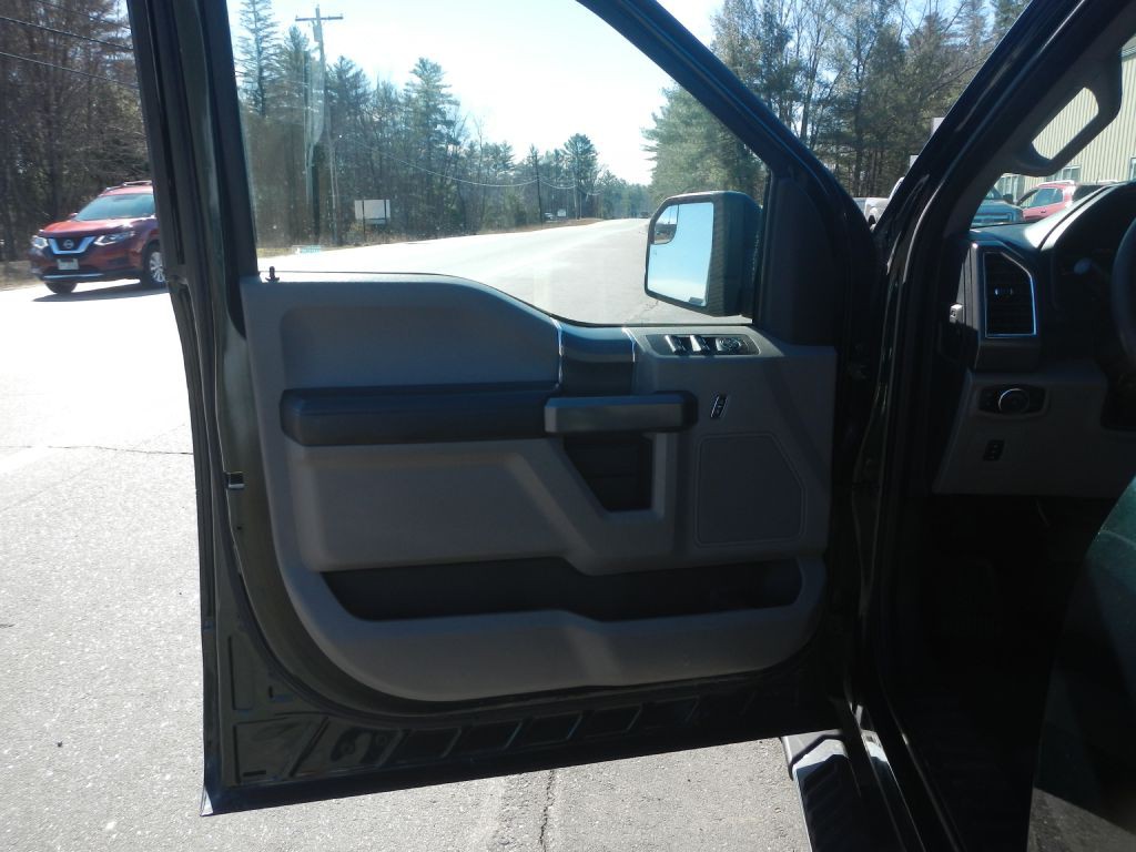 2016 Ford F-150 Image 18