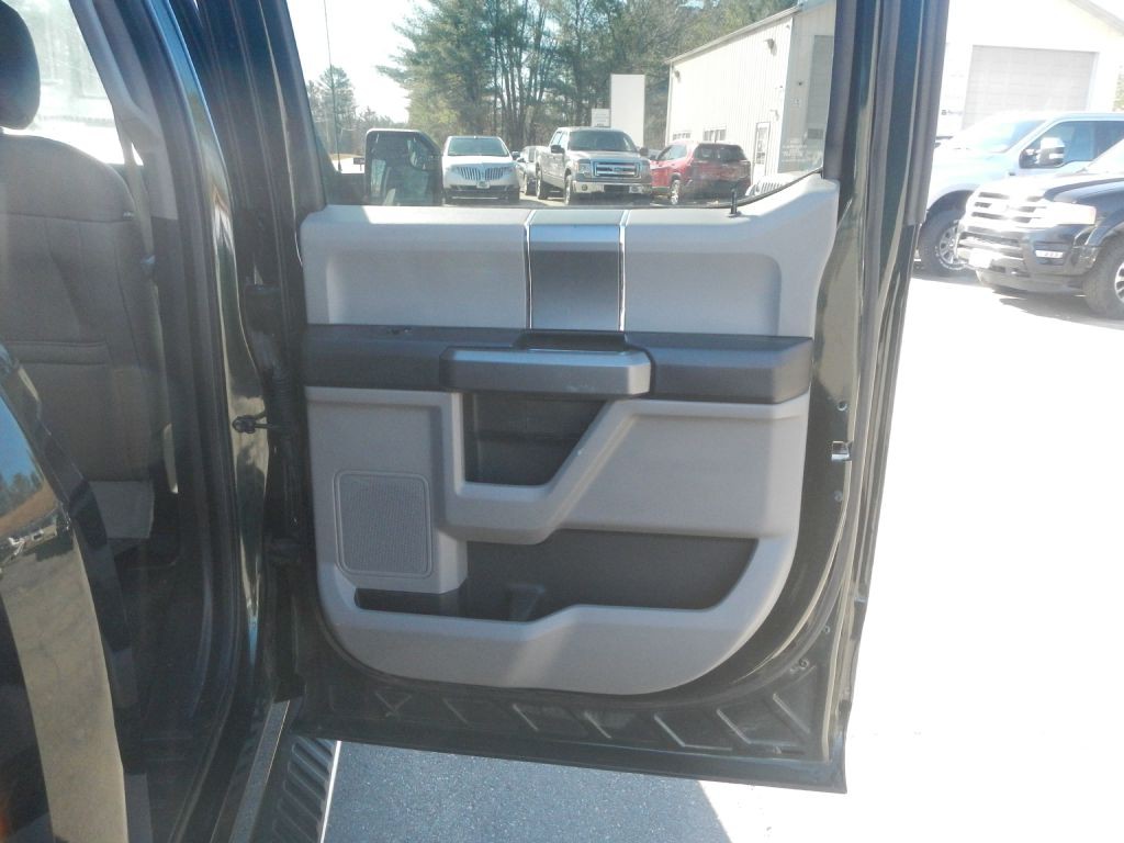 2016 Ford F-150 Image 46