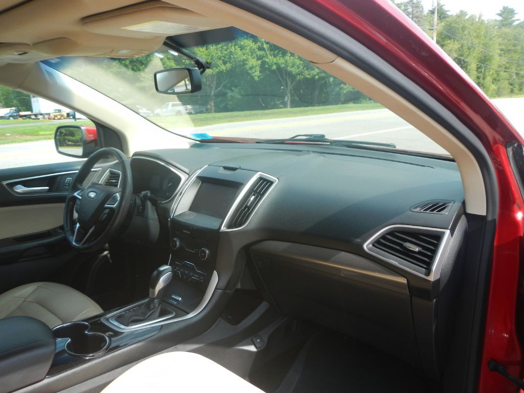 2015 Ford Edge Image 10