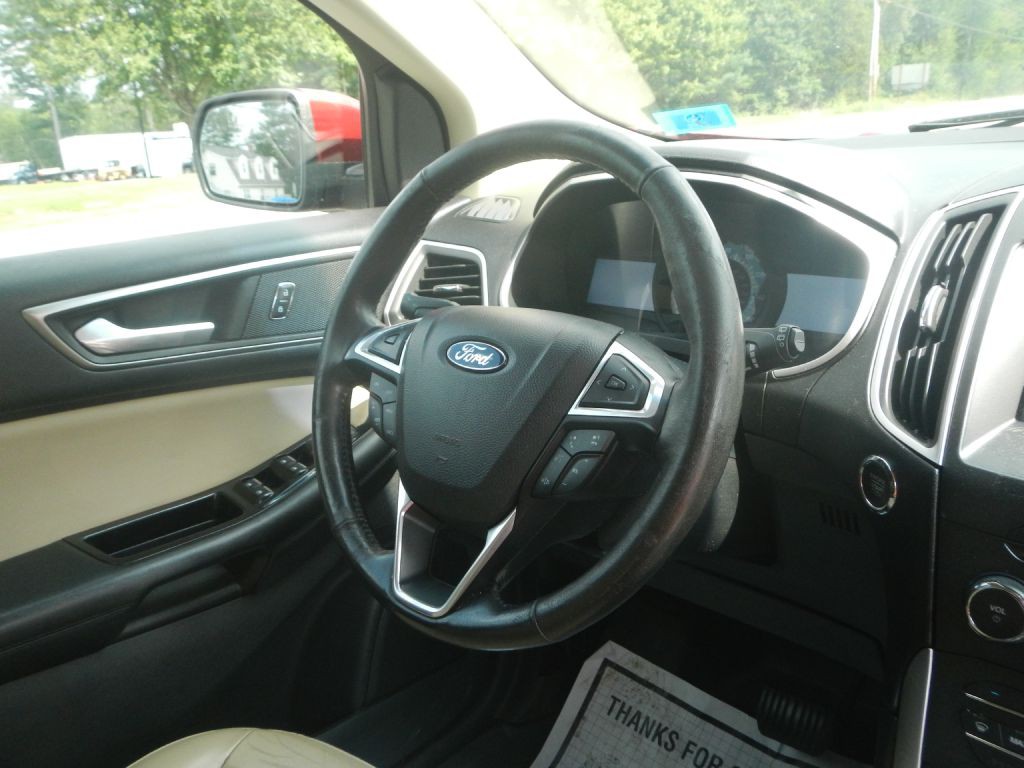 2015 Ford Edge Image 17