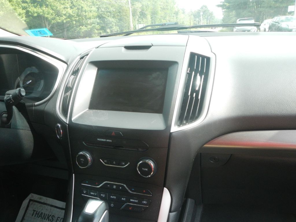2015 Ford Edge Image 19