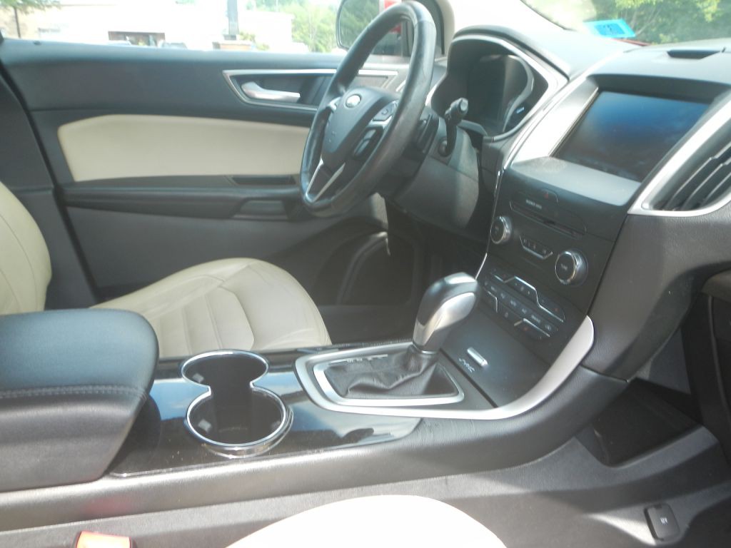 2015 Ford Edge Image 20