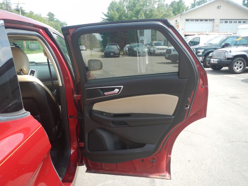 2015 Ford Edge Image 22