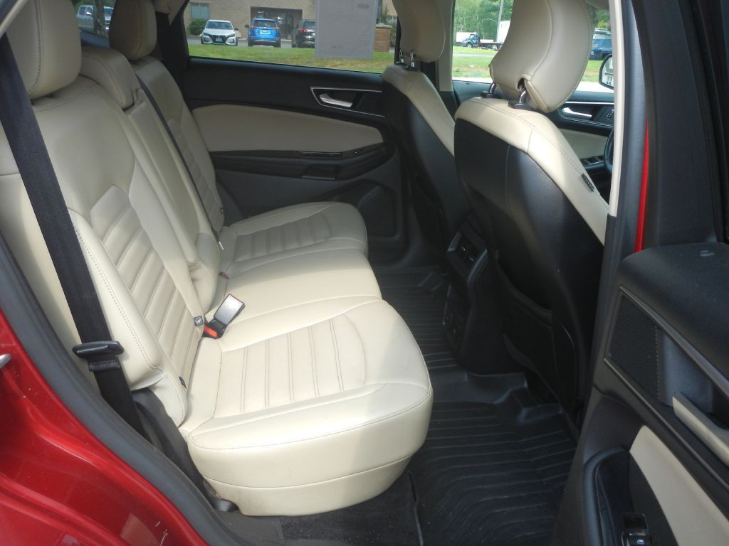 2015 Ford Edge Image 23