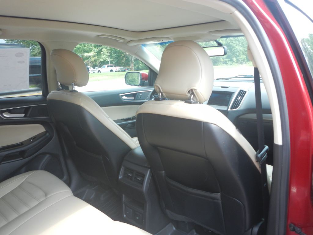 2015 Ford Edge Image 24