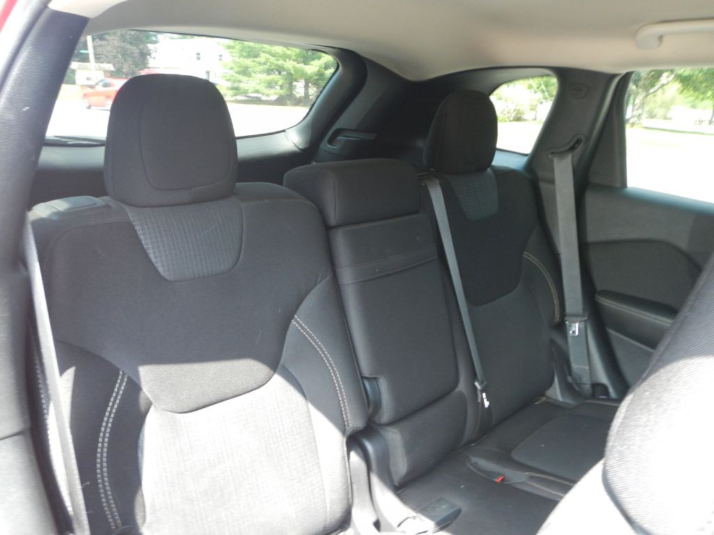 2015 Jeep Cherokee Image 8