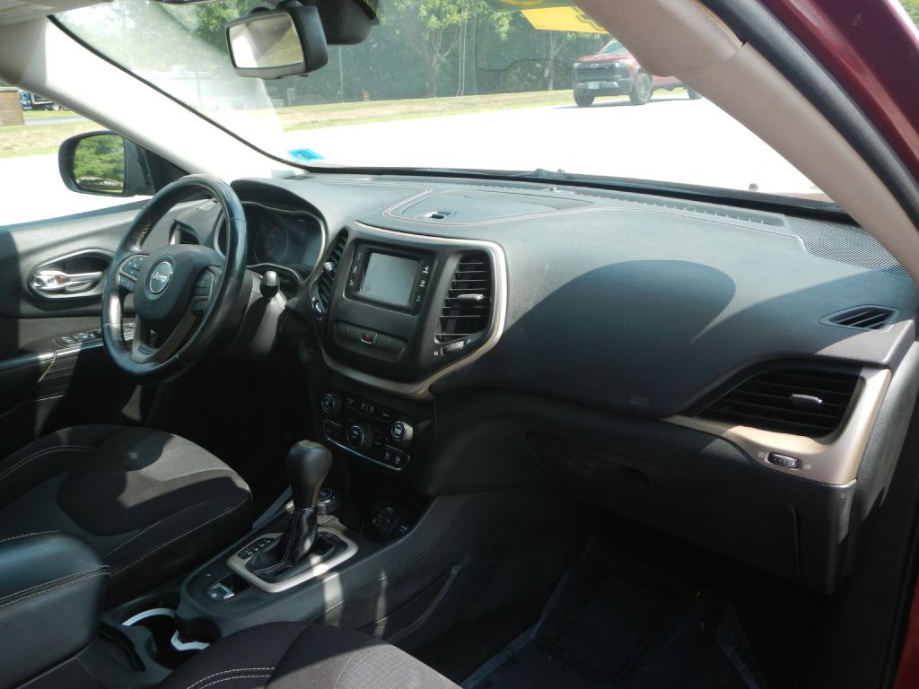 2015 Jeep Cherokee Image 10