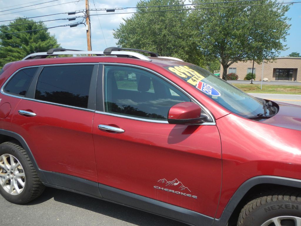 2015 Jeep Cherokee Image 14