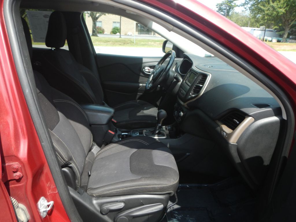 2015 Jeep Cherokee Image 22