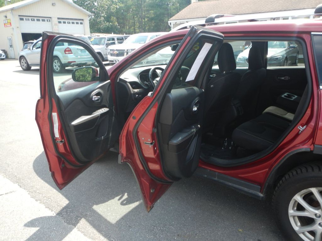 2015 Jeep Cherokee Image 45