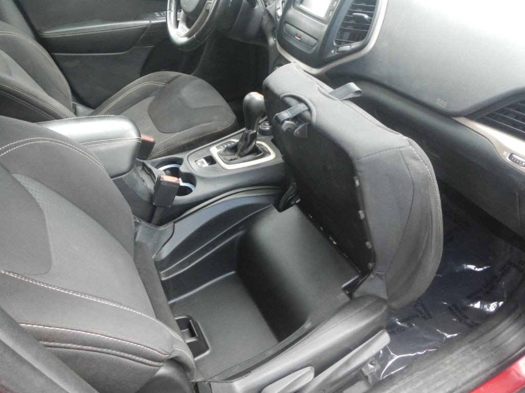 2015 Jeep Cherokee Image 20