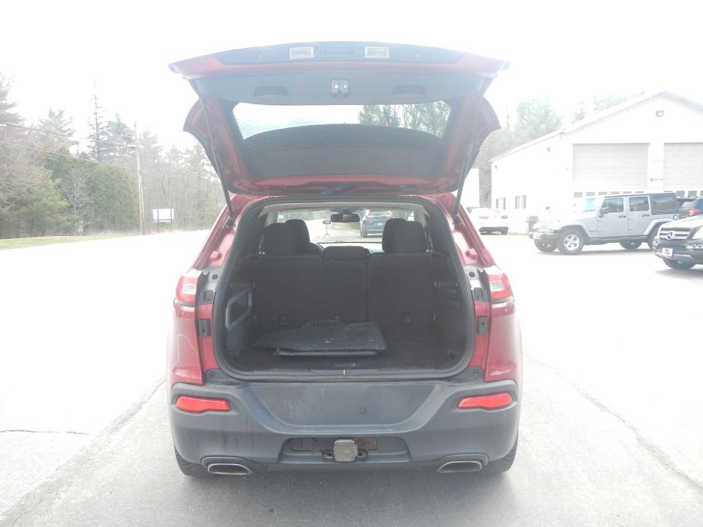 2015 Jeep Cherokee Image 30