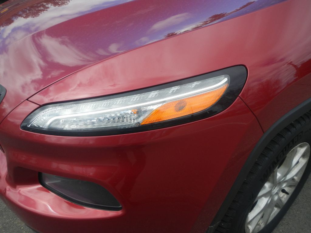 2015 Jeep Cherokee Image 33