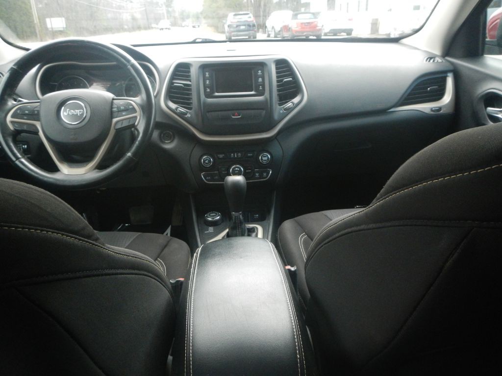 2015 Jeep Cherokee Image 40