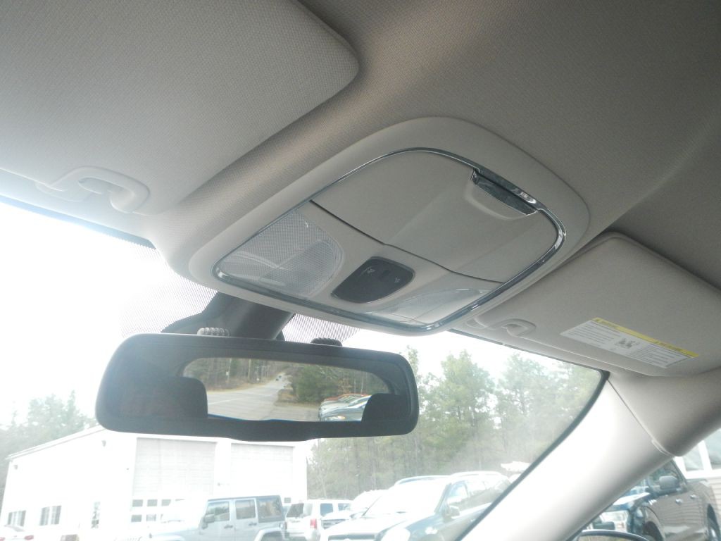 2015 Jeep Cherokee Image 48