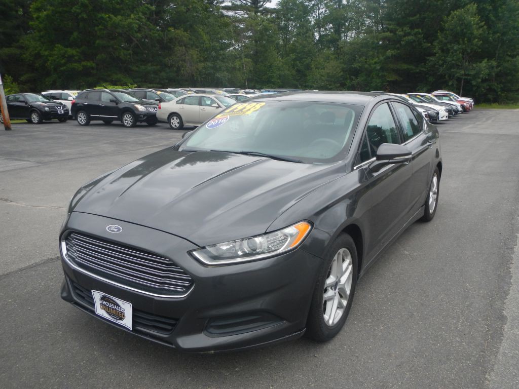 2016 Ford Fusion Image 1