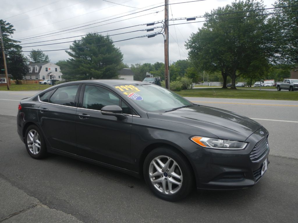 2016 Ford Fusion Image 2
