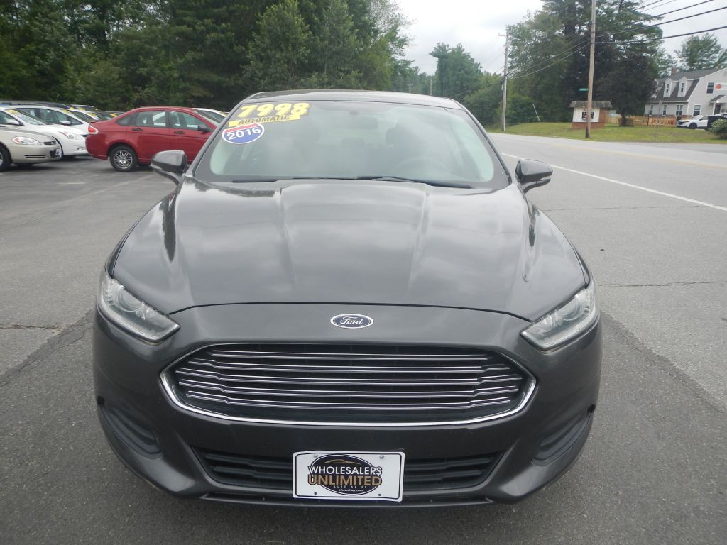 2016 Ford Fusion Image 10