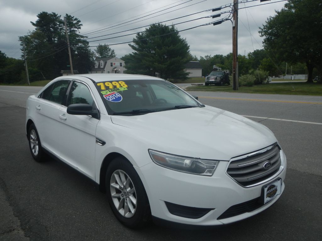 2014 Ford Taurus Image 1