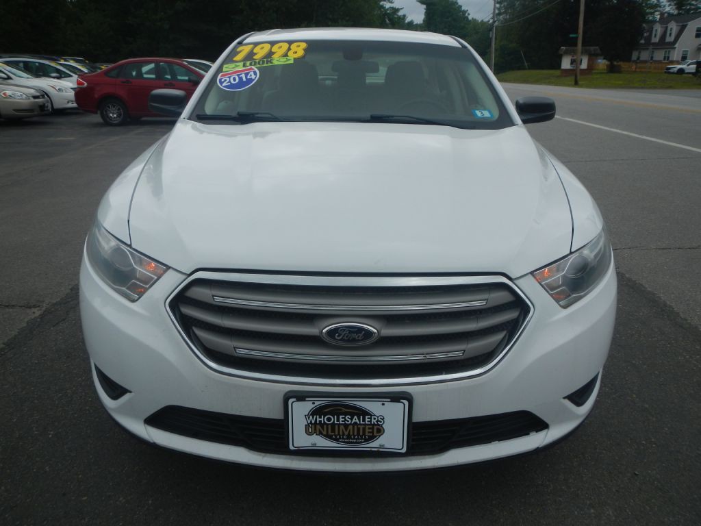 2014 Ford Taurus Image 11