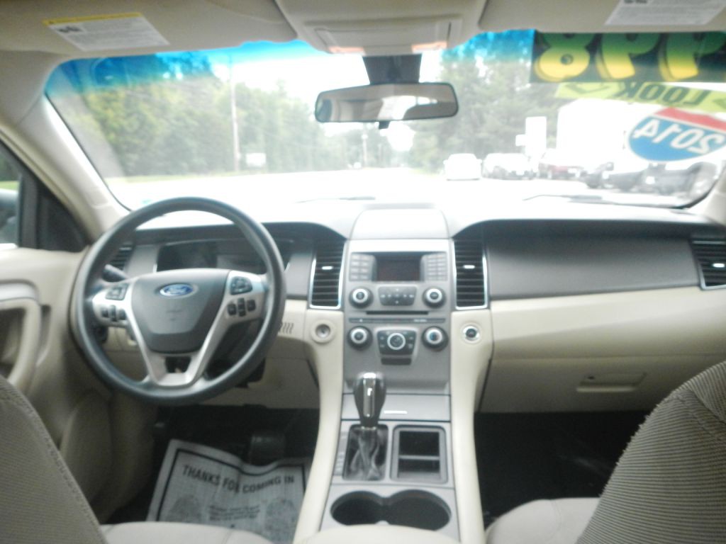 2014 Ford Taurus Image 31