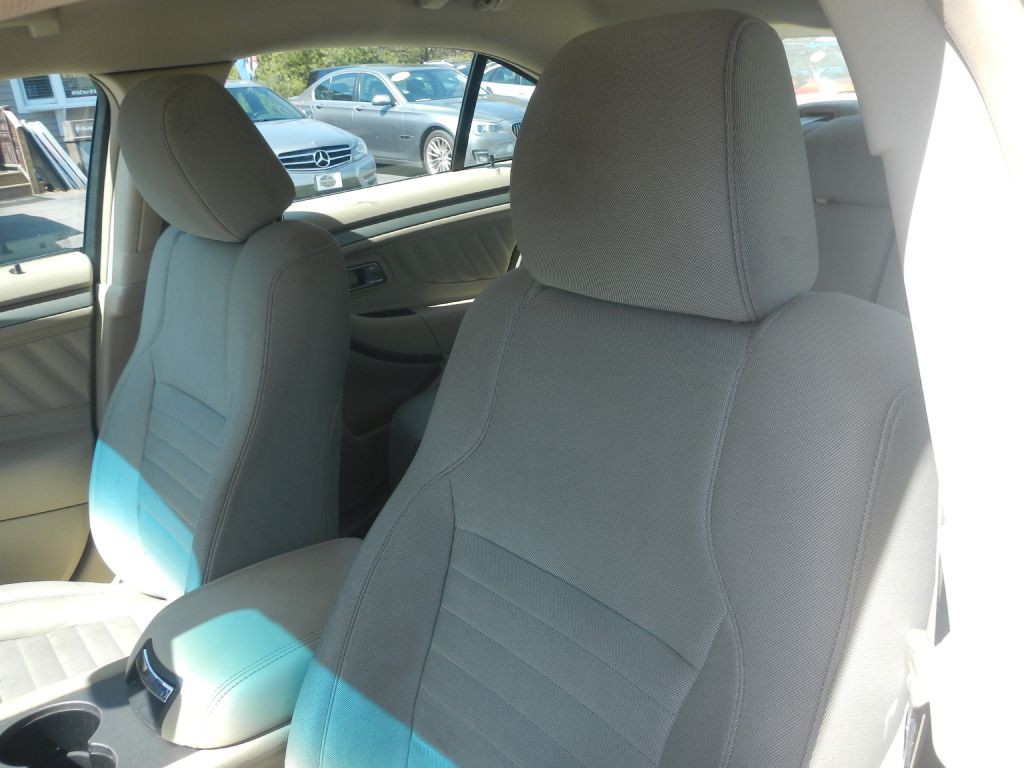 2014 Ford Taurus Image 49