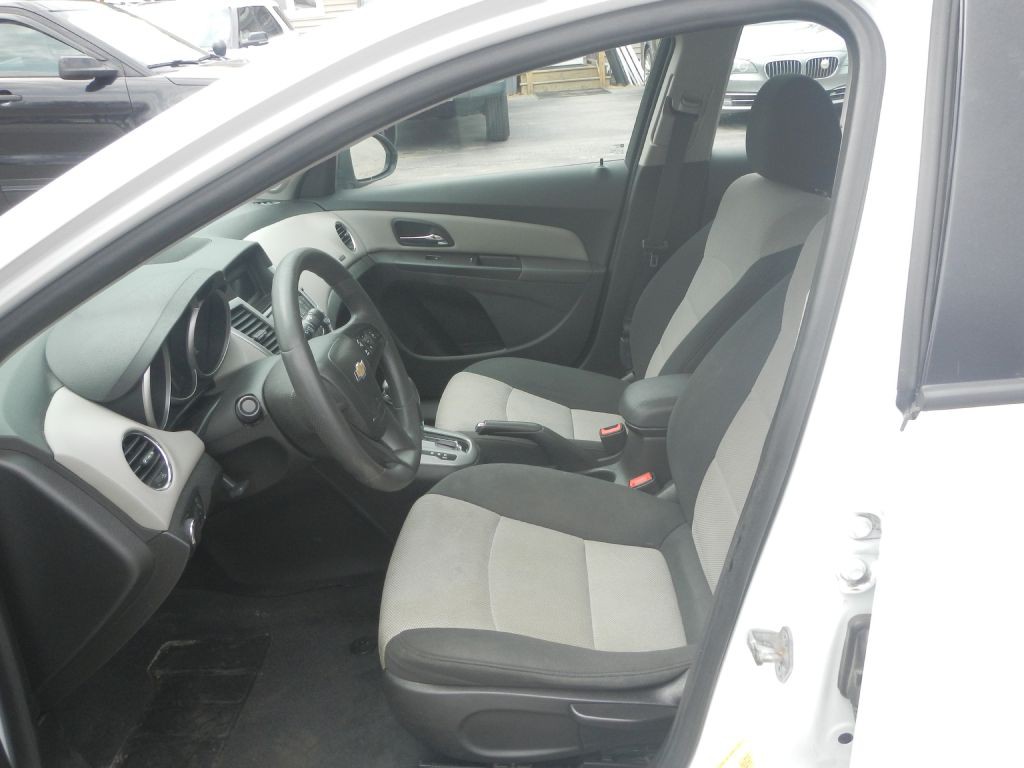 2016 Chevrolet Cruze Image 14