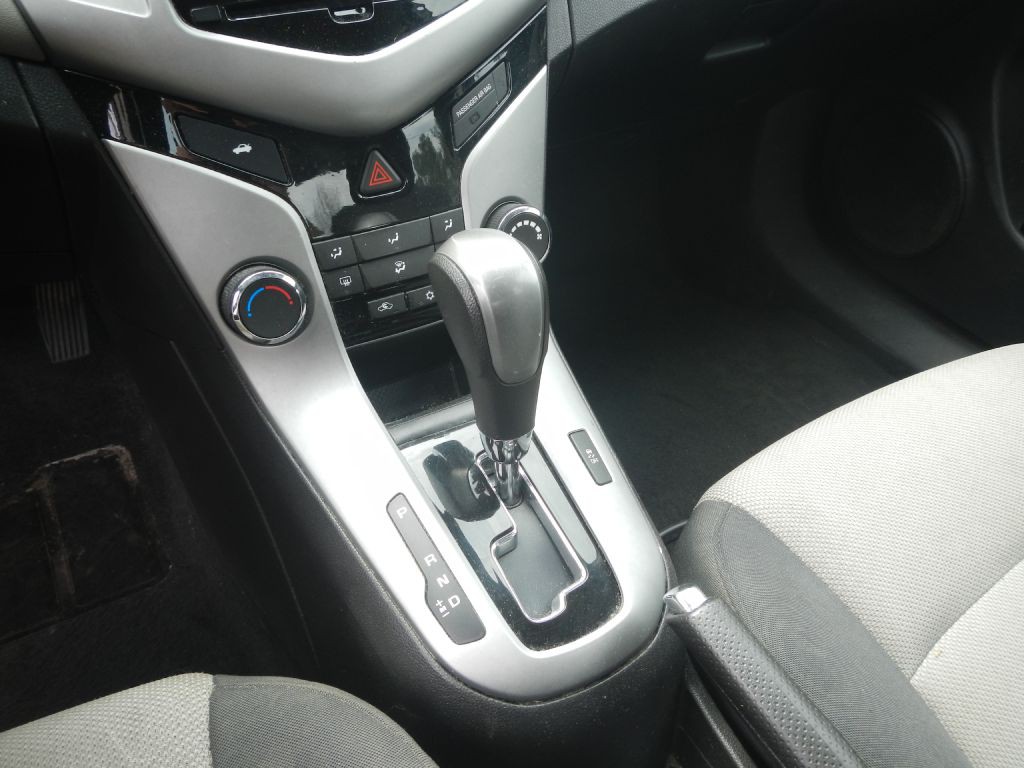 2016 Chevrolet Cruze Image 20