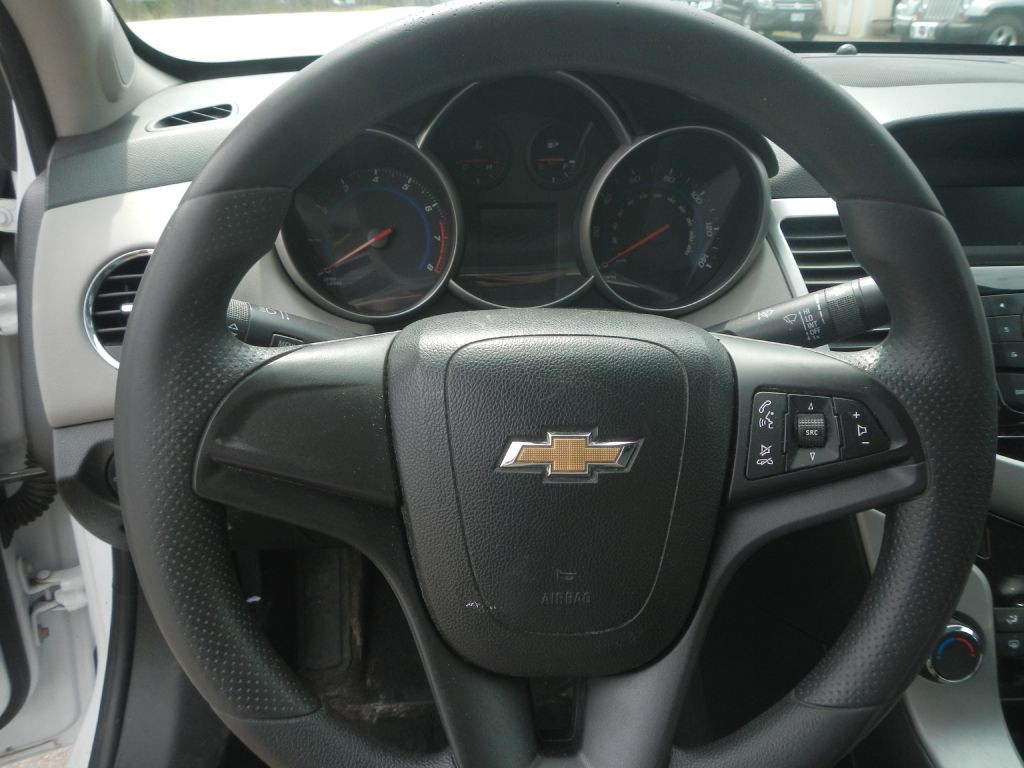 2016 Chevrolet Cruze Image 21