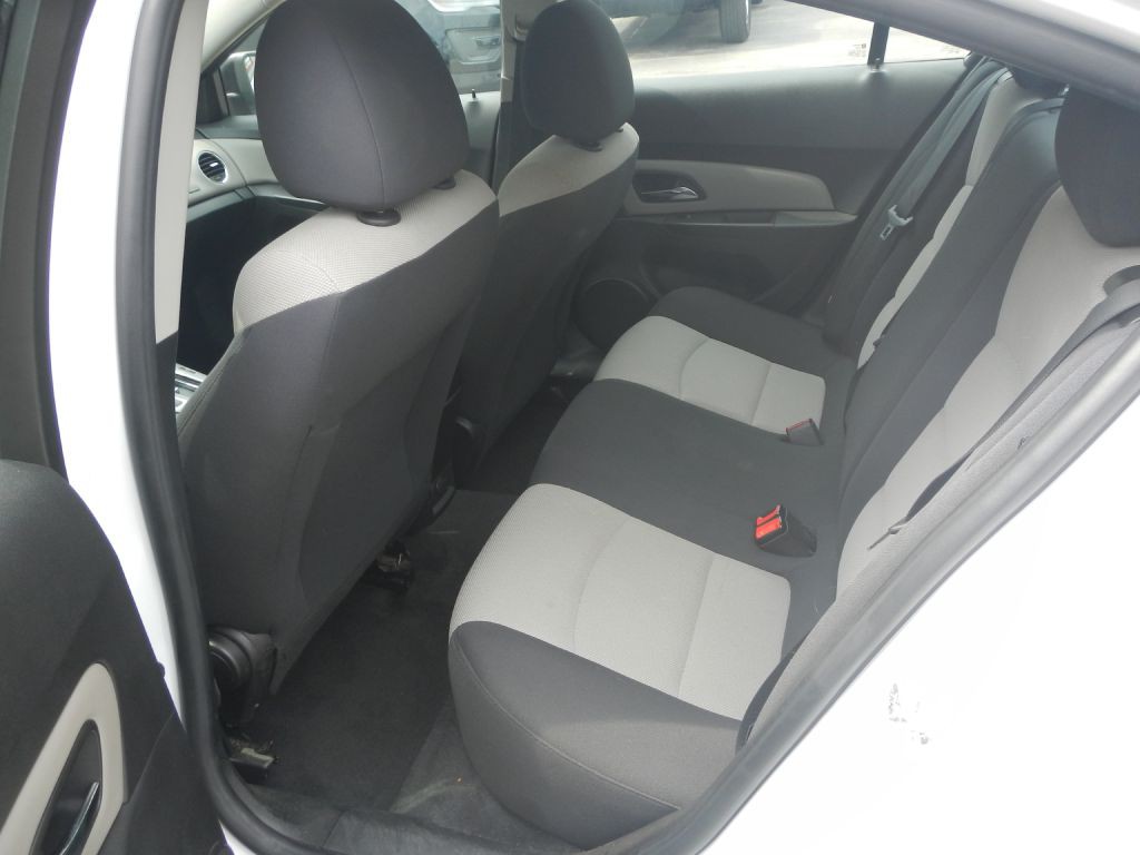 2016 Chevrolet Cruze Image 25