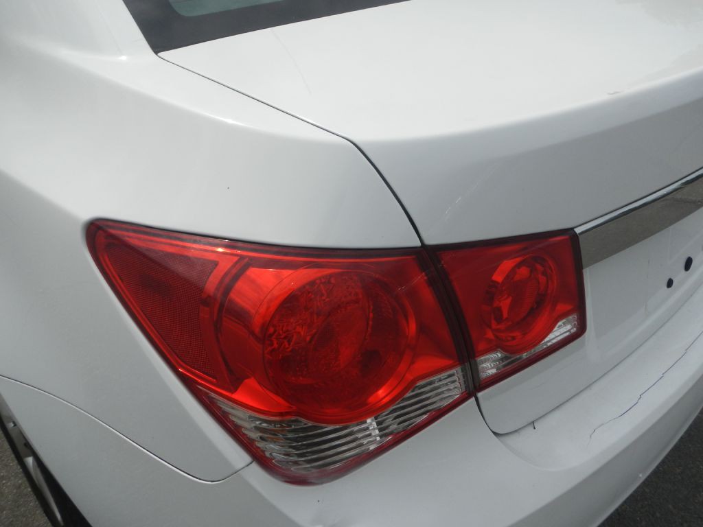 2016 Chevrolet Cruze Image 31