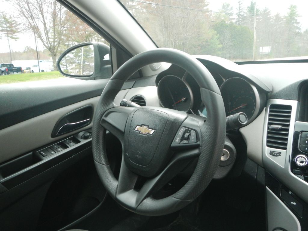 2016 Chevrolet Cruze Image 48