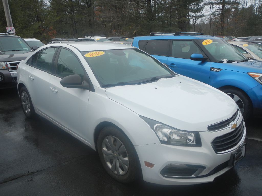 2016 Chevrolet Cruze Image 1
