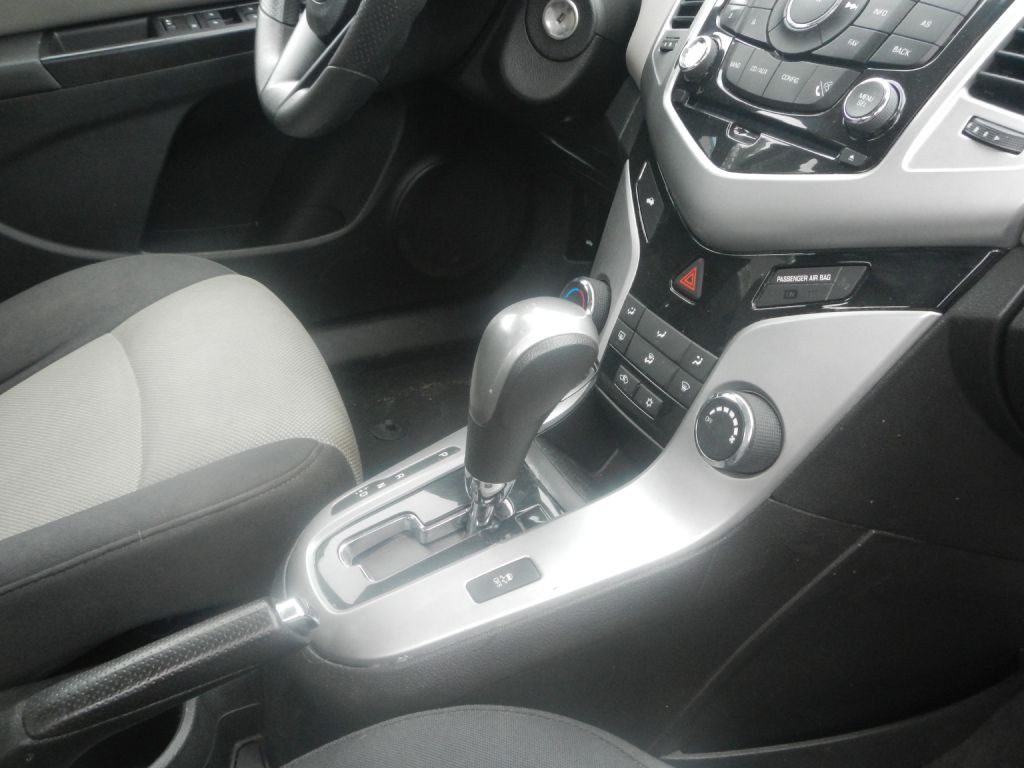 2016 Chevrolet Cruze Image 21