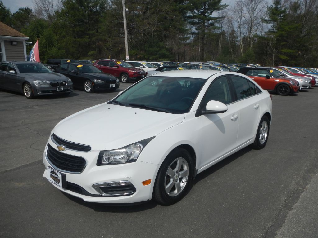 2015 Chevrolet Cruze Image 1