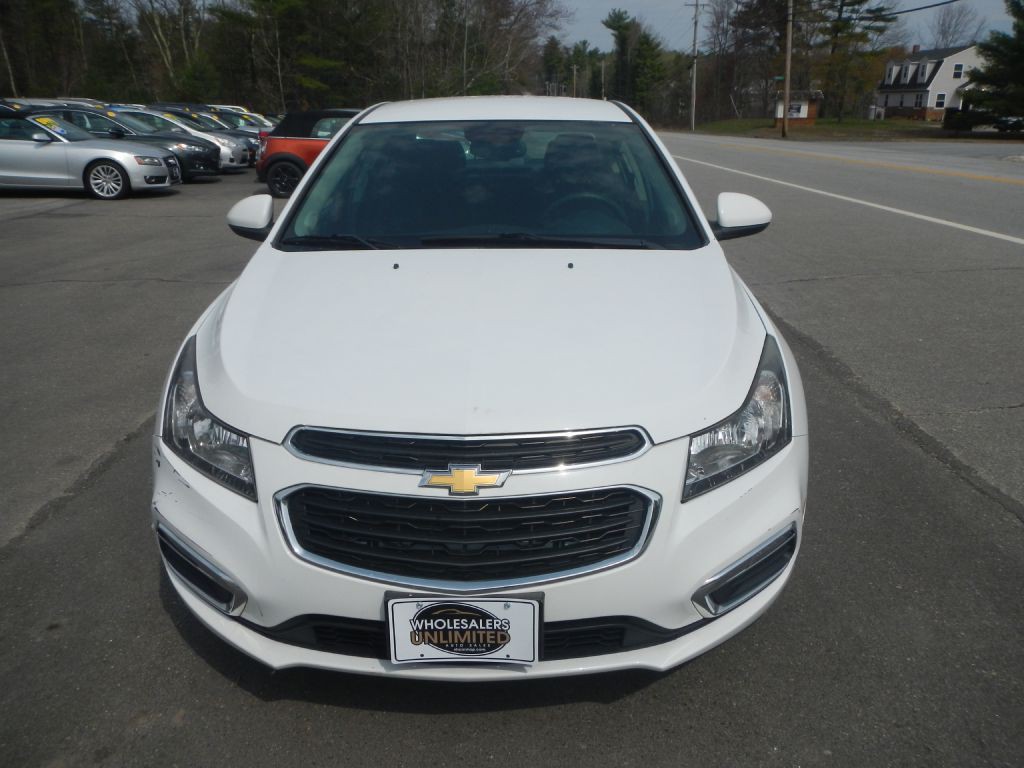2015 Chevrolet Cruze Image 9
