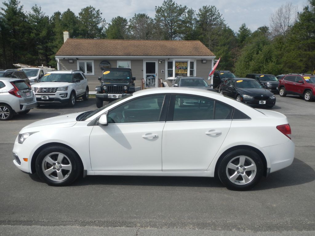 2015 Chevrolet Cruze Image 12