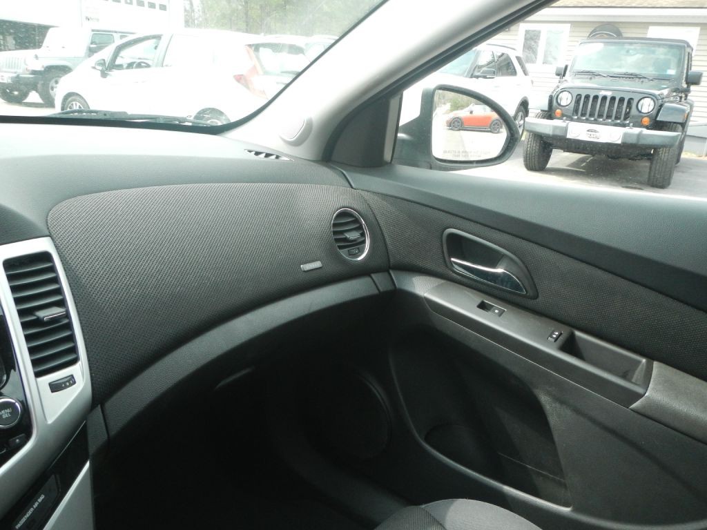 2015 Chevrolet Cruze Image 20