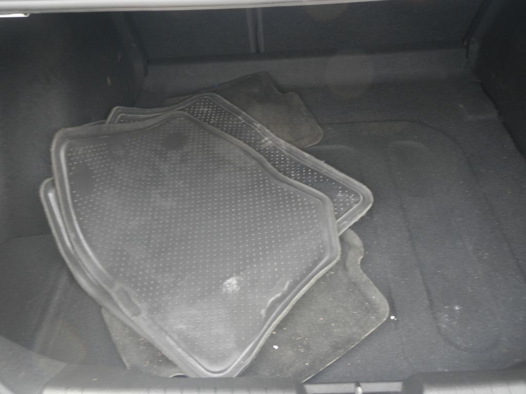 2015 Chevrolet Cruze Image 38