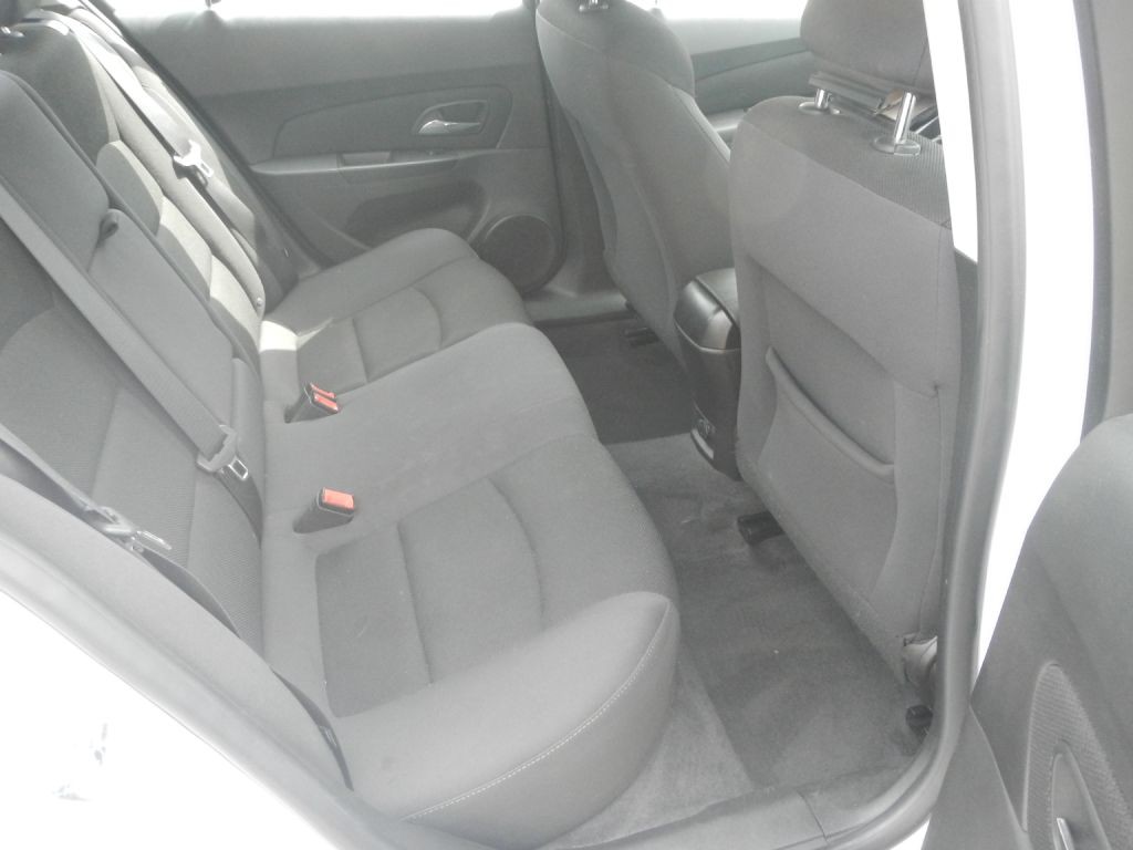 2015 Chevrolet Cruze Image 41