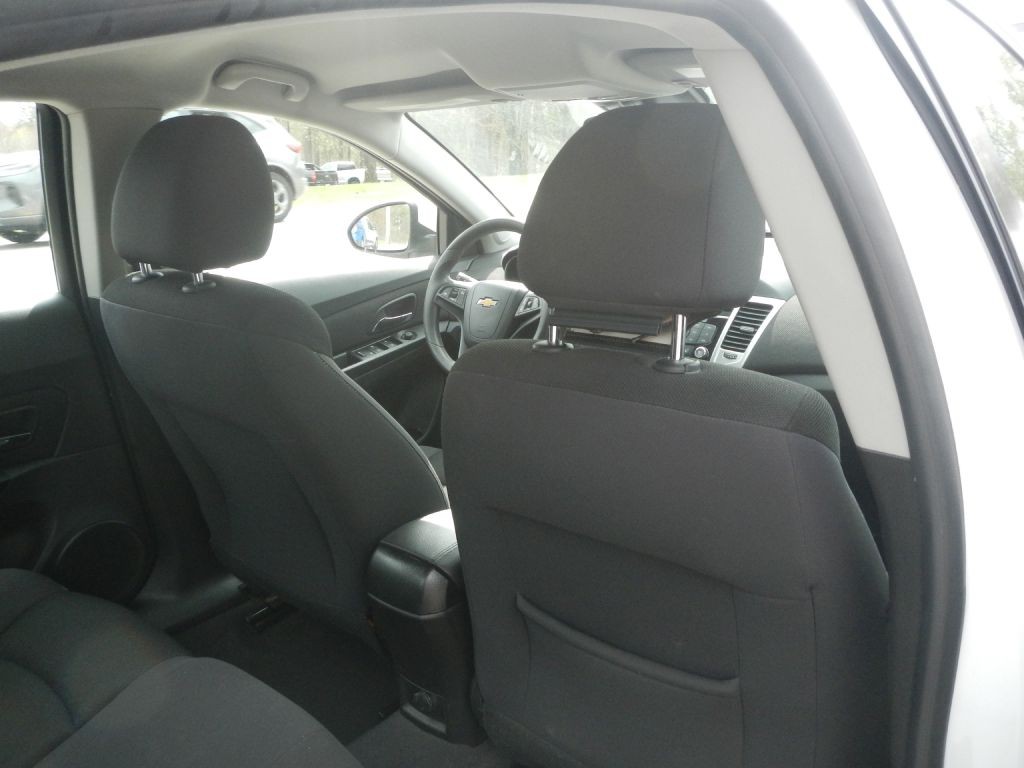 2015 Chevrolet Cruze Image 43