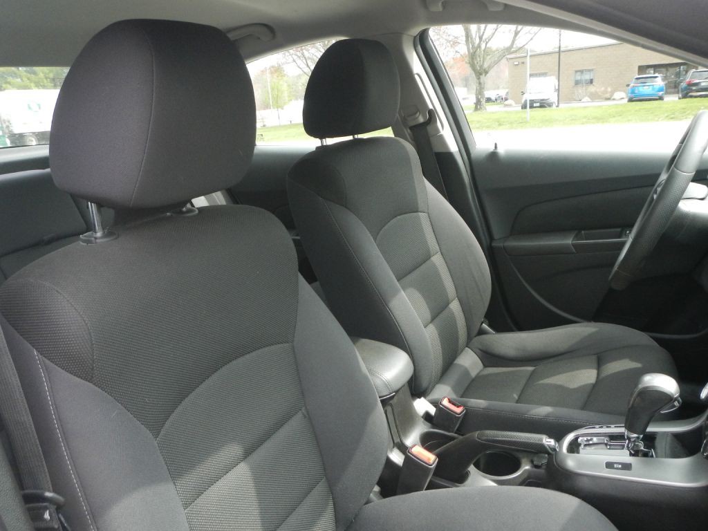 2015 Chevrolet Cruze Image 49