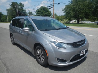 Image for 2019 Chrysler Pacifica Touring L Plus ID: 6477085