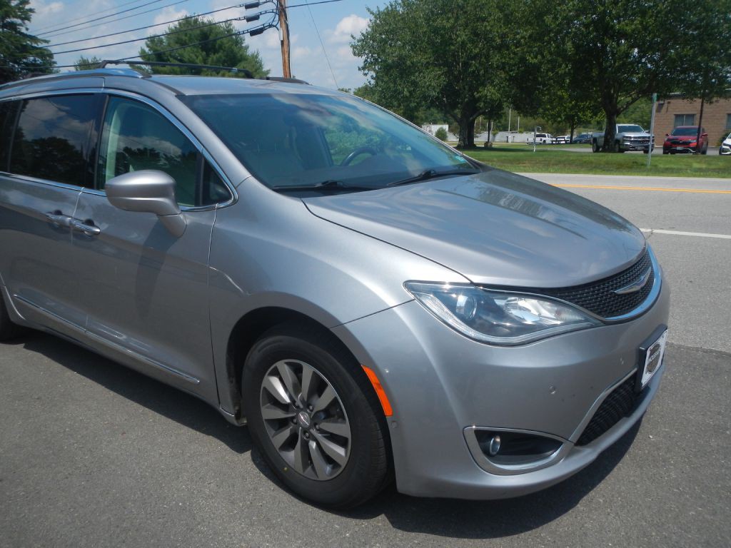 2019 Chrysler Pacifica Image 15