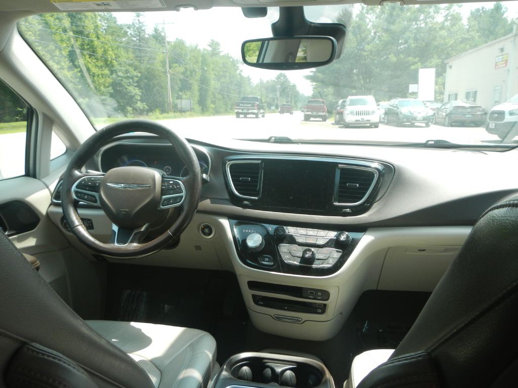 2019 Chrysler Pacifica Image 29