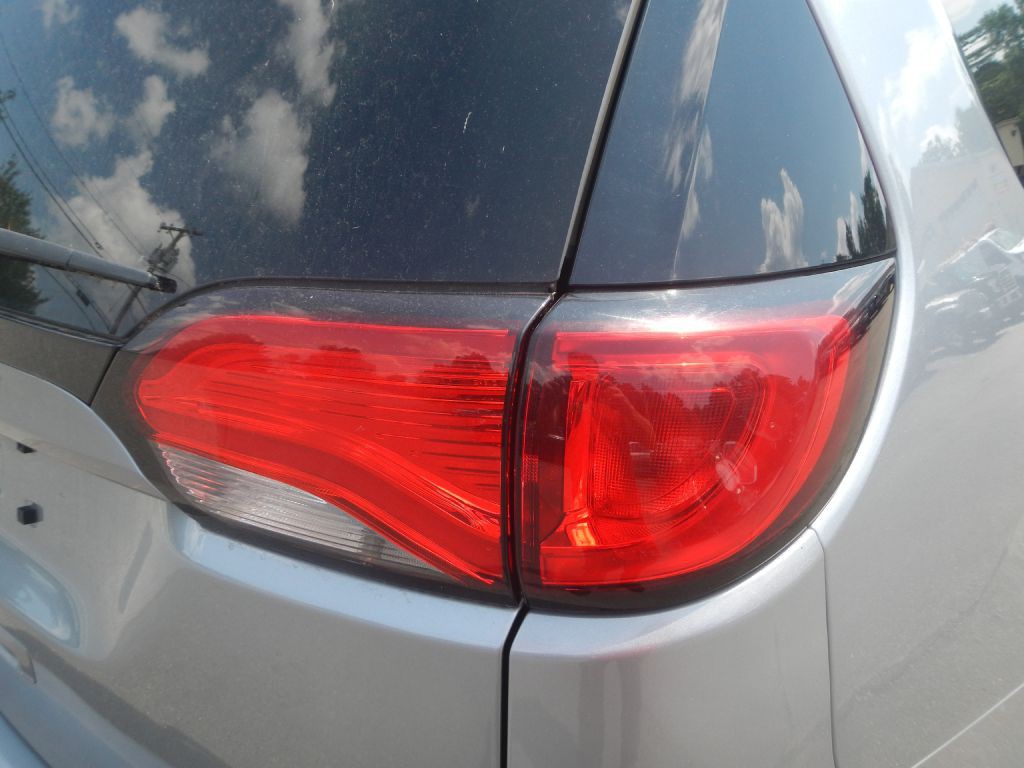 2019 Chrysler Pacifica Image 34