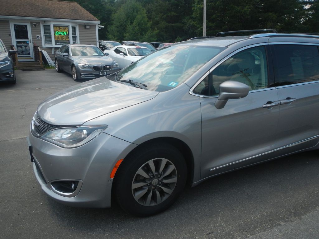 2019 Chrysler Pacifica Image 41