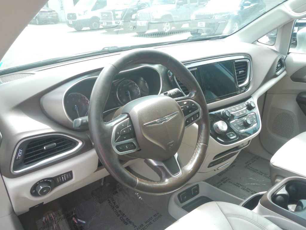 2019 Chrysler Pacifica Image 57